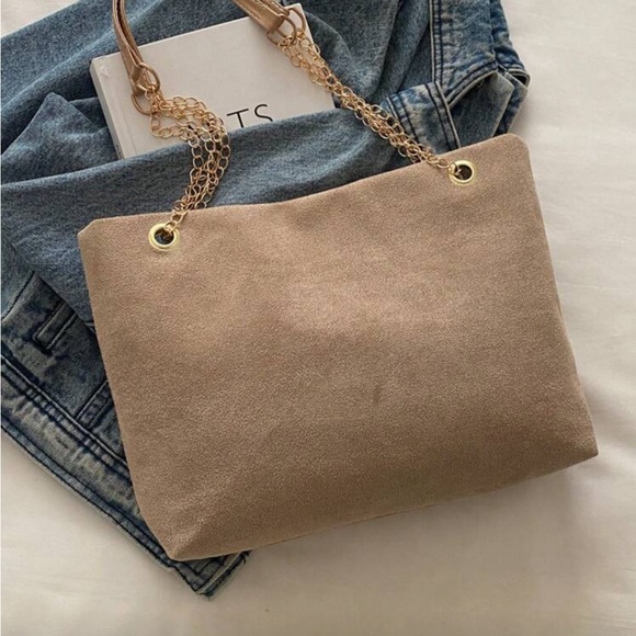 ⚠️Clearance Chain Shoulder Elegant Beige Tote Bag with Gold Chain Straps - Picture 7 of 7